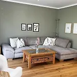 Apartment Gaestehaus Maier *